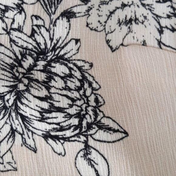 Lush Spaghetti Cold Shoulder Mini Wrap Dress Floral Print Blush Color Sz S‎ - Picture 7 of 8